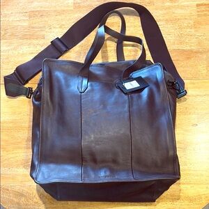 Uri Minkoff Roxy Carry All Men's Tote Shoulder Bag